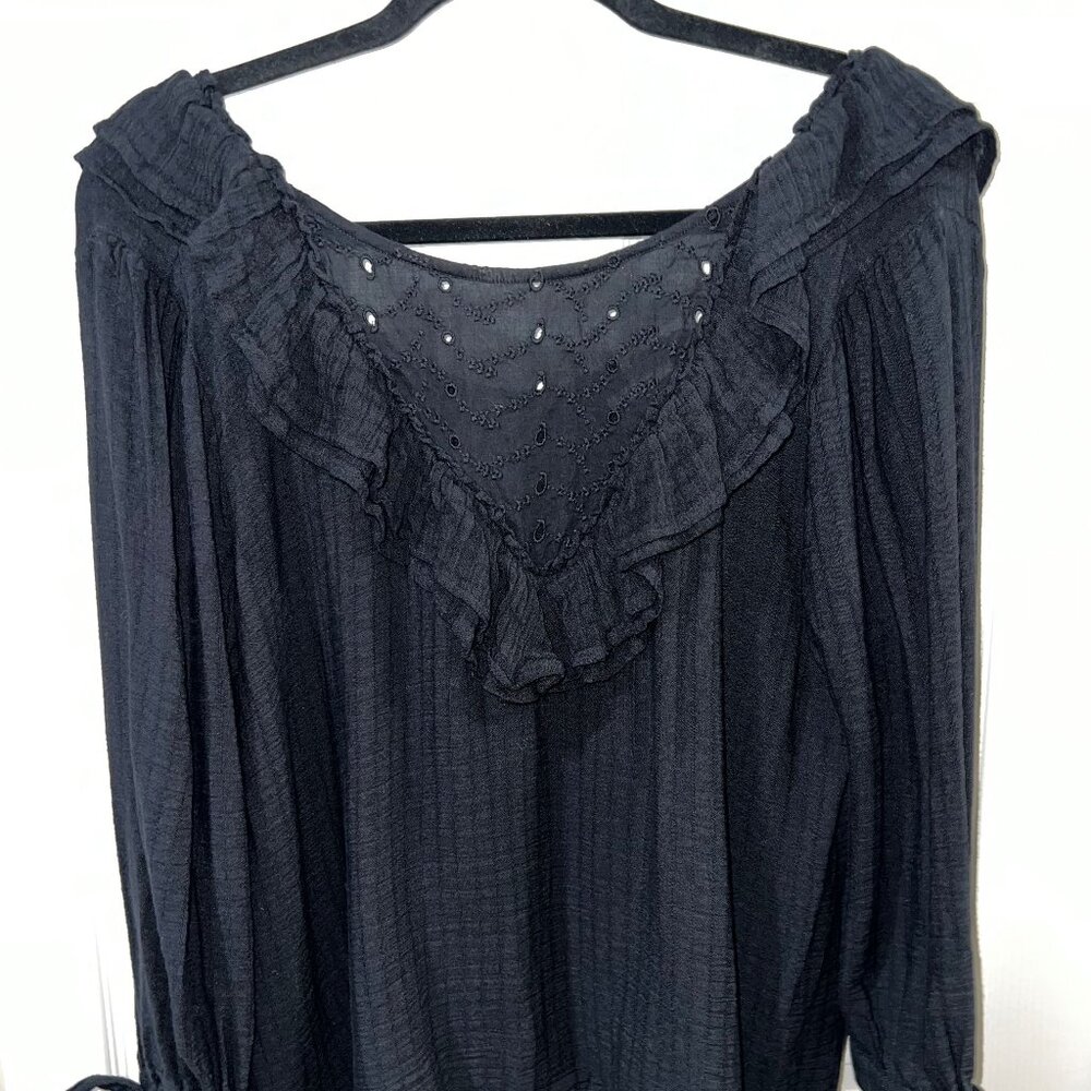 Hinge (Anthropologie) - Black Boho Long Sleeve Blouse (L)